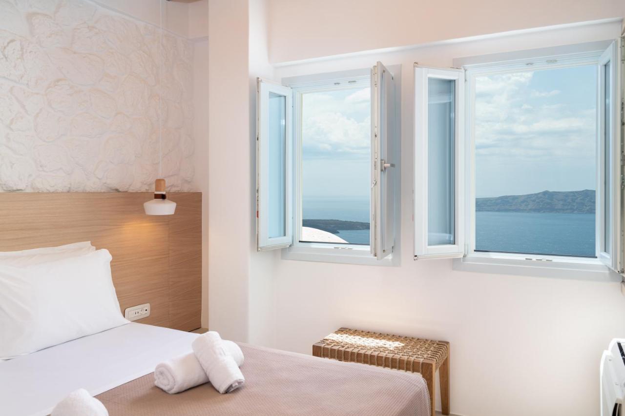 Airth Santorini Suites Firostefani Exteriör bild
