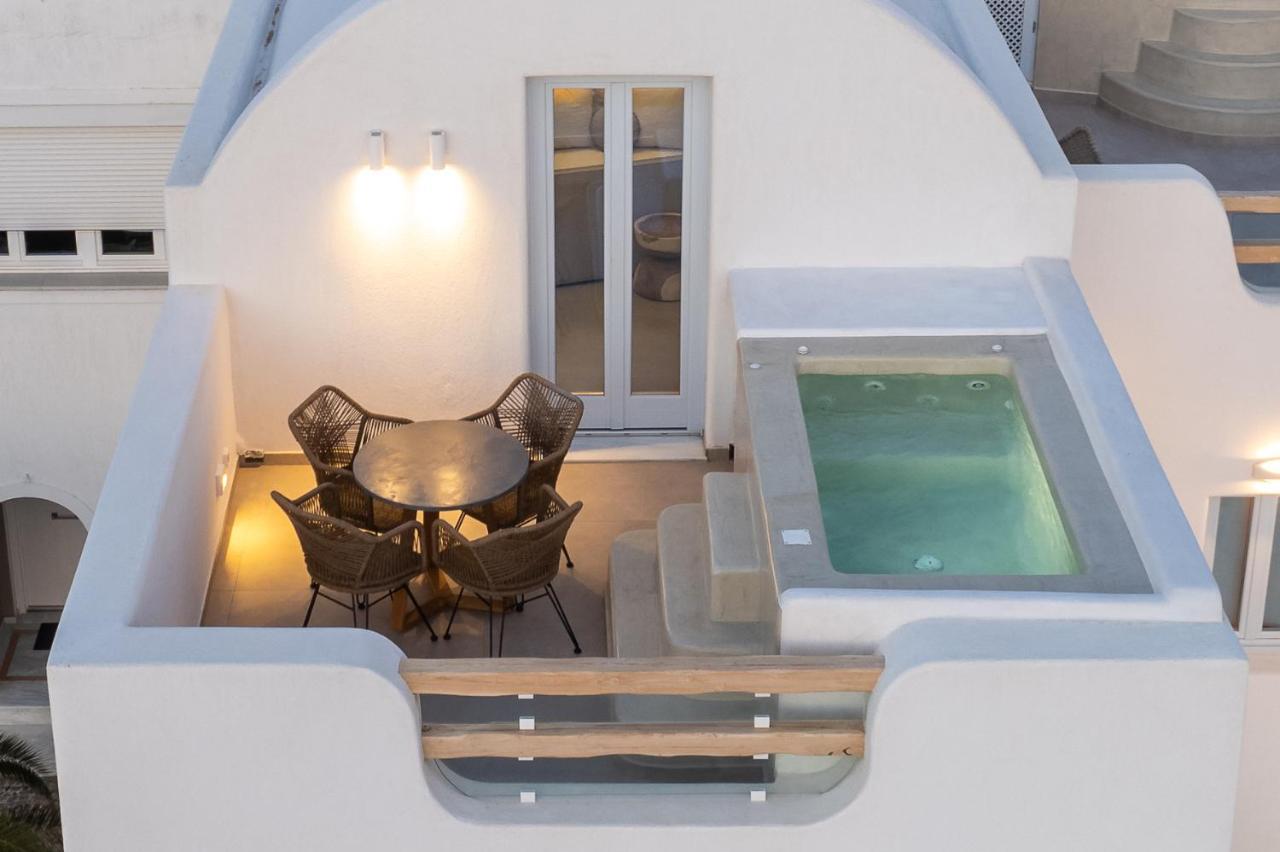 Airth Santorini Suites Firostefani Exteriör bild